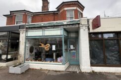 RETAIL UNIT TO LET IN WESTBOURNE