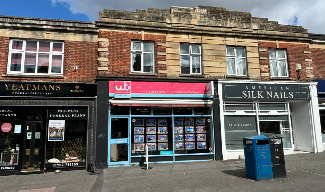 RETAIL UNIT AND FLAT TO LET – LOWER PARKSTONE, POOLE