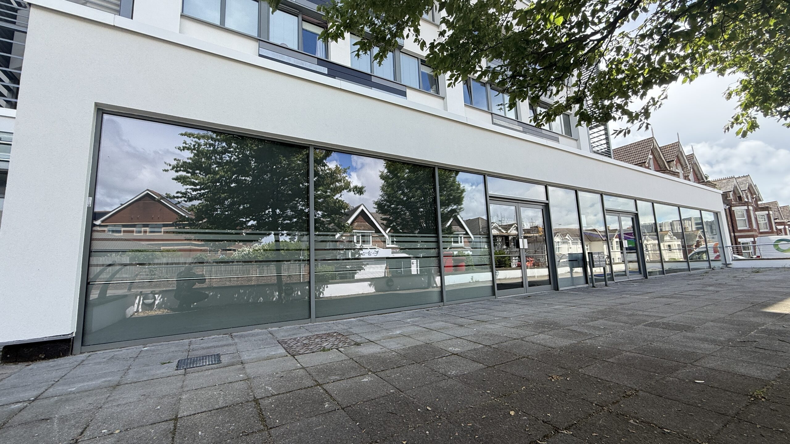 Modern Office For Sale – Poole Town Centre